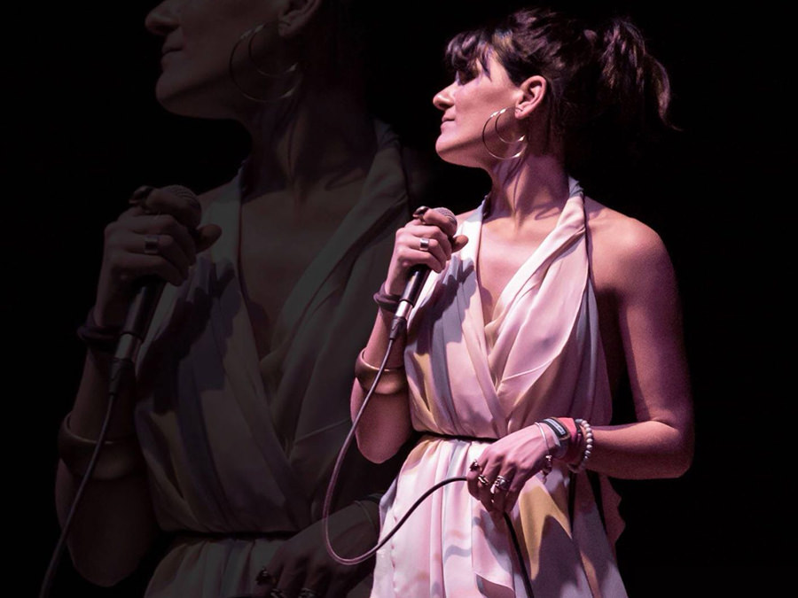 FLO